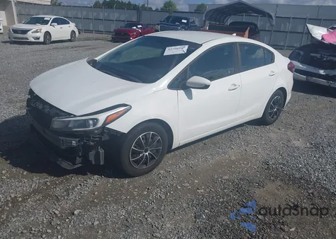 2017 Kia Forte Lx z USA, uszkodzony, nr VIN 3KPFK4A78HE061008